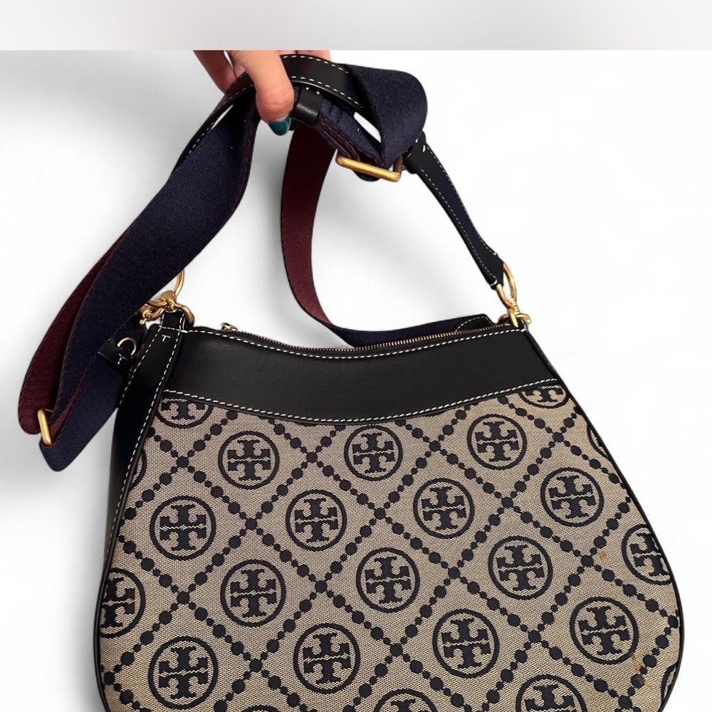 Tory Burch T Monogram Jacquard Drawstring Hobo Bag - Picture 3 of 3